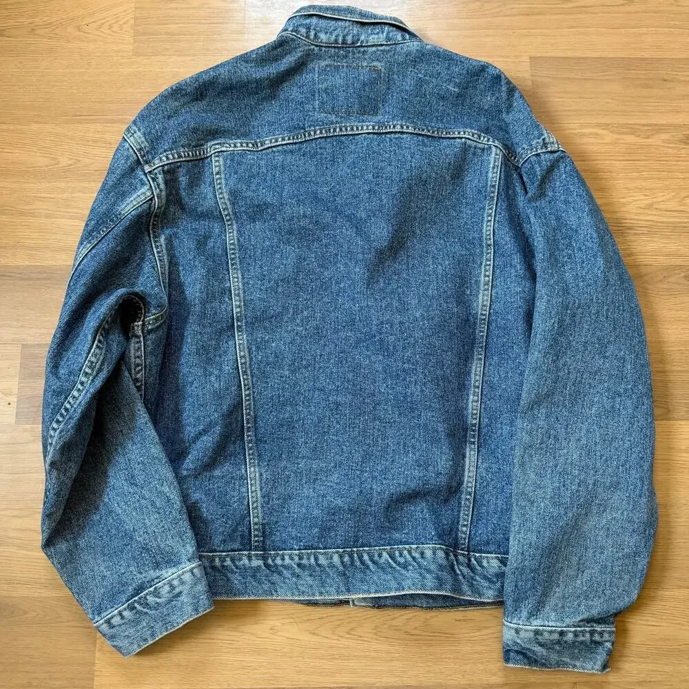 Vintage 90's Levi's Type III Blue Midwash Denim Jean Trucker Jacket Sz Large USA